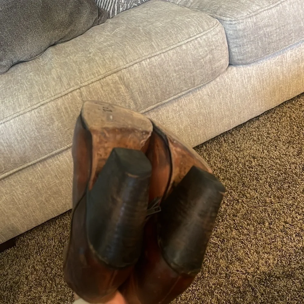 Freebirds Detroit cognac ankle boots